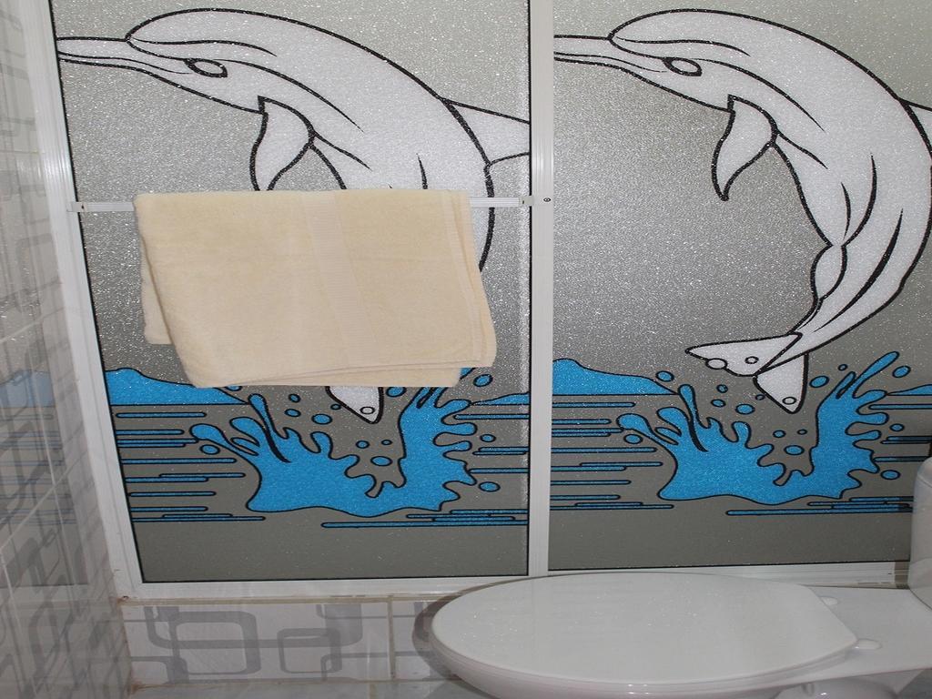 Dolphin House Hotel ปูแอร์โต บาเกริโซ โมเรโน ภายนอก รูปภาพ